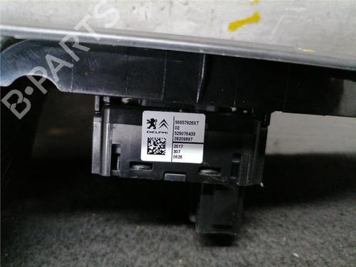 Right rear window switch CITROËN C4 II (NC_) 1.2 THP 110 (NCHNZ6, NCHNV6) | BP31901223I28