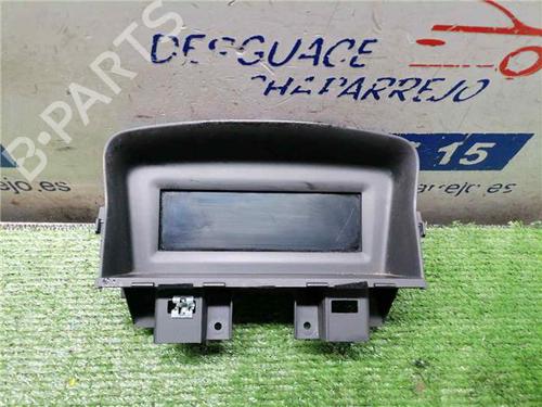 Autoradio CHEVROLET CRUZE (J300) 1.6 (113 hp) 31899183
