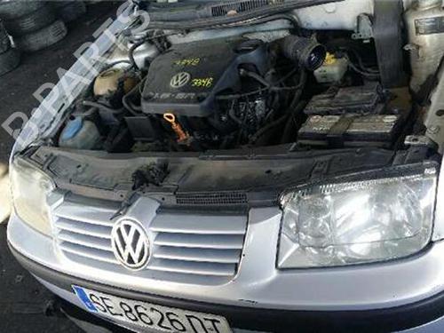 Used Parts VW BORA I (1J2) 1.6 (101 hp) 4407943