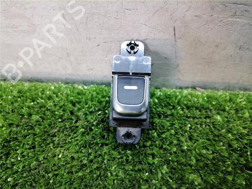 right-rear-window-switch-kia-carens-iv-2013-32821261 main image