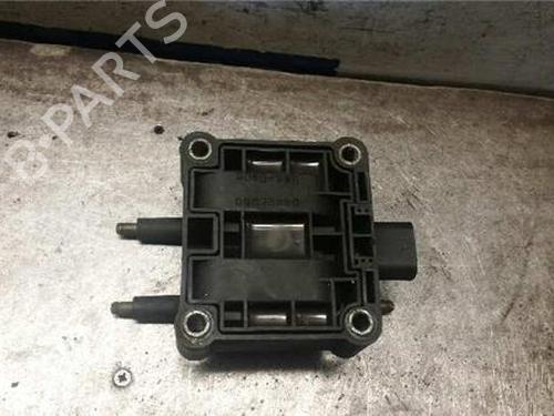 Used Ignition coil CHRYSLER VOYAGER IV (RG, RS) 2.4 (147 hp) 31895798
