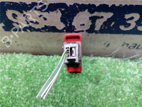 Warning switch TOYOTA AURIS (_E15_) 1.4 D-4D (NDE150_, NDE150R) | BP31899376I22