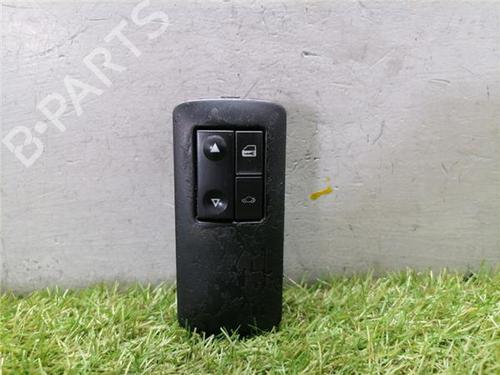 Mando elevalunas delantera derecho Mando elevalunas delantera derecho OPEL VECTRA C (Z02) 2.2 DTI 16V (F69) (125 hp) 36146418 36146418