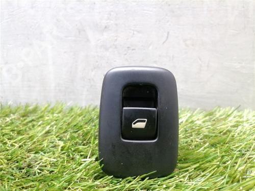 Used Right rear window switch Right rear window switch PEUGEOT 508 I (8D_) 1.6 HDi (112 hp) 32690145 32690145