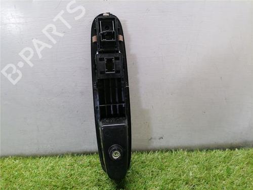 Left front window switch FIAT PUNTO (199_) 1.3 D Multijet | BP36282565I27 - Image 2