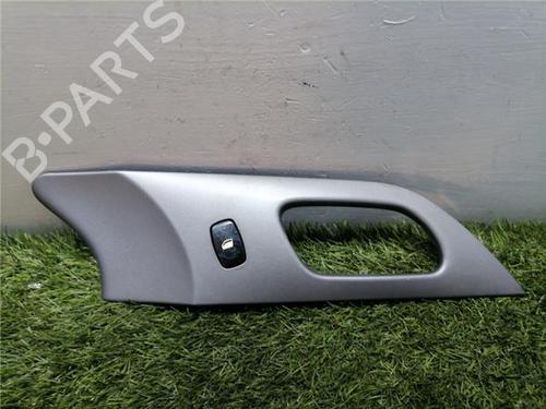Used Right front window switch Right front window switch PEUGEOT 407 (6D_) 2.0 HDi 135 (6DRHRH, 6DRHRE, 6DRHRG, 6DRHRJ) (136 hp) 36053334 36053334