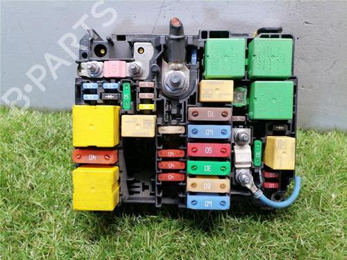 Used Fuse box PEUGEOT EXPERT Van (V_) 1.6 BlueHDi 95 (95 hp) 31911475