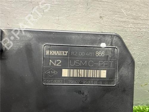 Fuse box RENAULT SCÉNIC II (JM0/1_) 1.6 16V (JM1R) | BP32223218E1