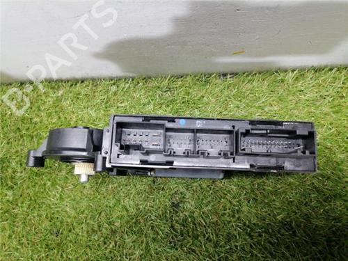Right front window motor AUDI A4 B6 (8E2) 2.4 | BP33478076E20 - Image 3