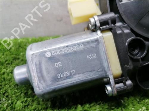 Left front window motor AUDI A3 Sportback (8VA, 8VF) 1.6 TDI | BP31901258E21 - Image 4