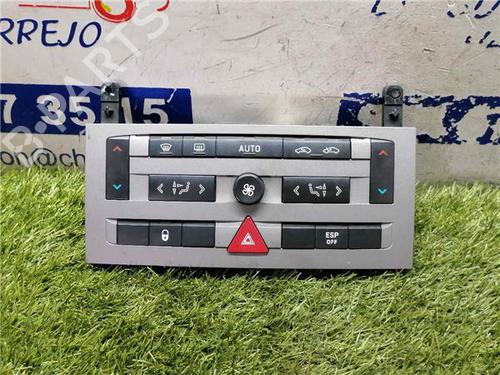 Commande Chauffage PEUGEOT 407 (6D_) 1.6 HDi 110 (6D9HZC, 6D9HYC) (109 hp) 31900595