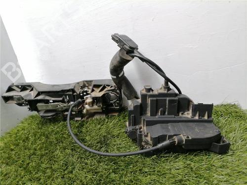 front-right-lock-renault-scenic-iii-jz01_-2008-2009-2010-2011-2012-2013-2014-2015-2016-33278440 main image