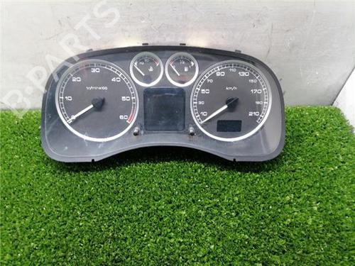 Used Instrument cluster PEUGEOT 307 SW (3H) 1.6 HDI 110 (109 hp) 32253747