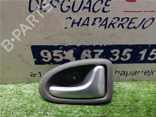 Used Front right interior door handle RENAULT SCÉNIC I MPV (JA0/1_, FA0_) 1.9 dCi (JA05, JA1F) (102 hp) 31898602