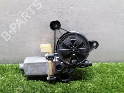 right-front-window-motor-seat-leon-st-5f8-2012-2013-2014-2015-2016-2017-2018-2019-2020-32690361 main image