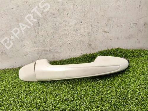 Used Front right exterior door handle Front right exterior door handle TOYOTA RAV 4 IV (_A4_) 2.5 Hybrid (AVA42_) (197 hp) 39905970 39905970