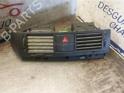 Bouton de warning VAUXHALL MERIVA A (X03) 1.6 i (87 hp) 31895638