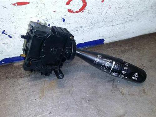 switch-toyota-corolla-_e12_-2001-2002-2003-2004-2005-2006-2007-2008-31896027 main image