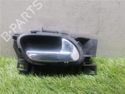rear-right-exterior-door-handle-peugeot-5008-0u_-0e_-2009-2010-2011-2012-2013-2014-2015-2016-2017-32821140 main image