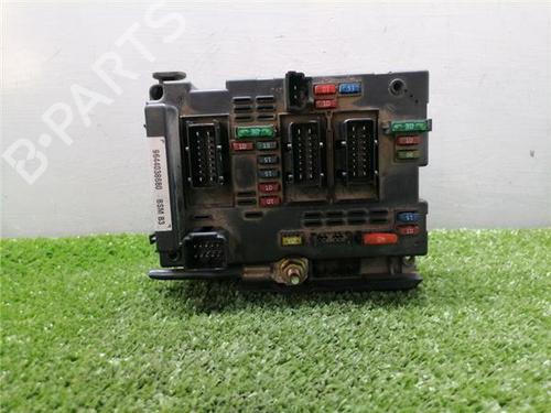 Used Fuse box Fuse box PEUGEOT 406 (8B) 1.8 16V (116 hp) 35747238 35747238