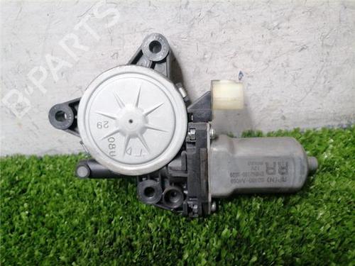 rudehejsemotor-bagstkrm-hjre-kia-carens-iv-2013-32432300 main image