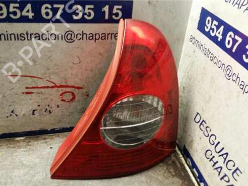 right-taillight-renault-clio-ii-bb_-cb_-1998-1999-2000-2001-2002-2003-2004-2005-2006-2007-2008-2009-2010-2011-2012-2013-2014-2015-2016-31891368 main image