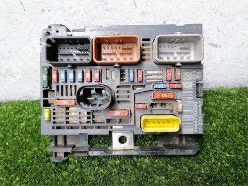 fuse-box-citroen-c4-picasso-i-mpv-ud_-2006-2007-2008-2009-2010-2011-2012-2013-2014-2015-36544043 main image