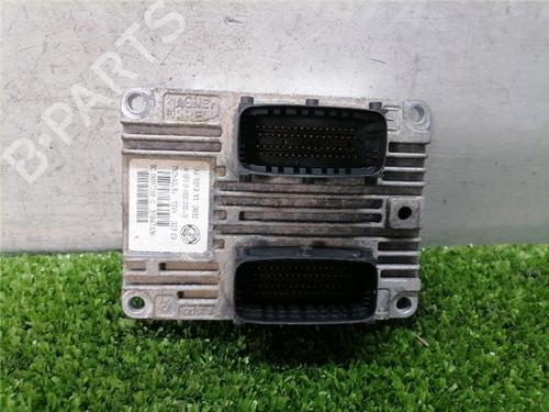 Used Electronic module Electronic module FIAT GRANDE PUNTO (199_) 1.2 (65 hp) 33860213 33860213