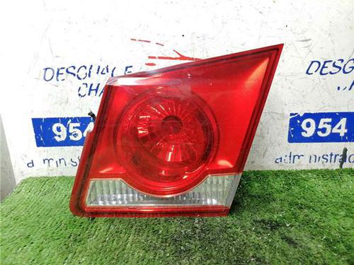 right-taillight-chevrolet-cruze-j300-2009-31893068 main image