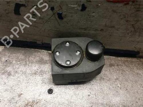 Commande retroviseurs AUDI A3 (8L1) 1.9 TDI (110 hp) 31891417