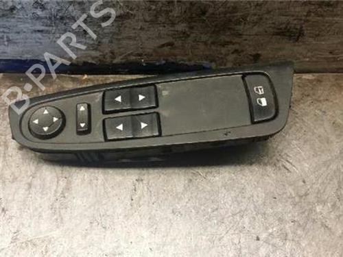 Used Left front window switch FIAT STILO (192_) 1.9 D Multijet (100 hp) 31896250