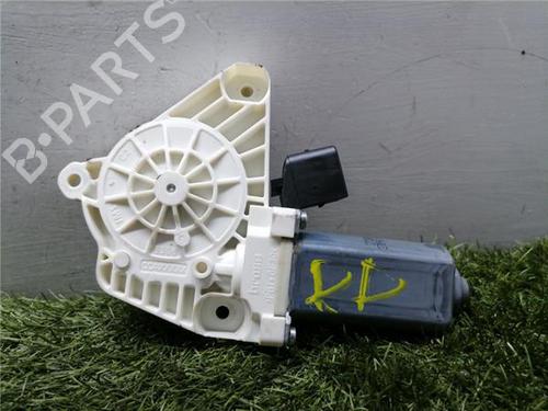 Used Right front window motor MERCEDES-BENZ C-CLASS Coupe (C205) C 220 d 4-matic (205.315) (194 hp) 31900972