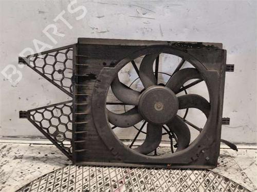 Used Radiator fan Radiator fan SKODA RAPID (NH3, NK3, NK6) 1.6 TDI (105 hp) 36453228 36453228