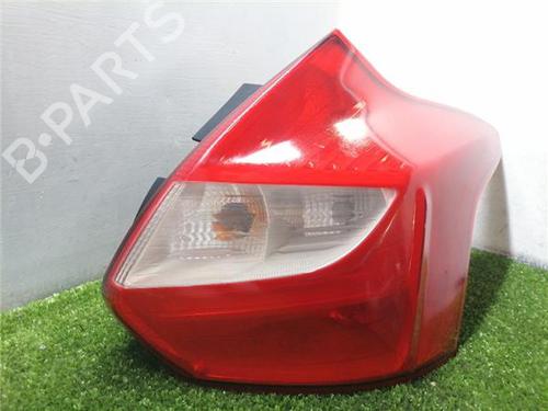 Used Right taillight FORD FOCUS III 1.6 TDCi (95 hp) 32768439