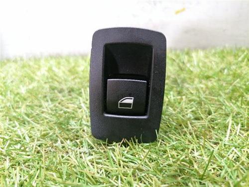 Used Left rear window switch BMW 1 (F21) 116 d (116 hp) 31901471