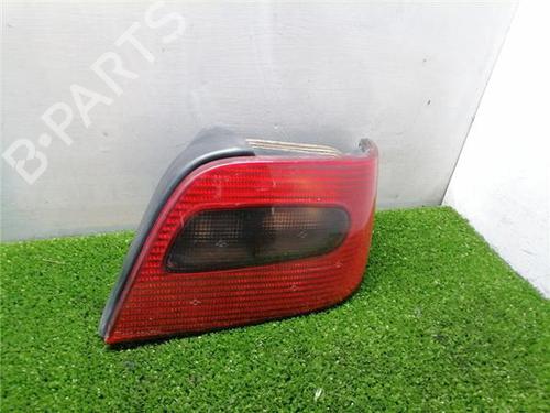 Used Right taillight CITROËN XSARA (N1) 1.9 D (70 hp) 32332549