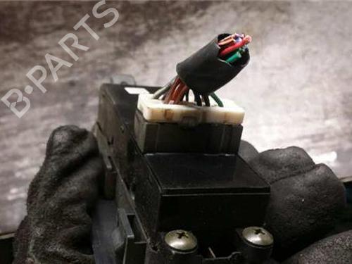 Left front window switch NISSAN PRIMERA (P12) 2.2 Di | BP31895086I27