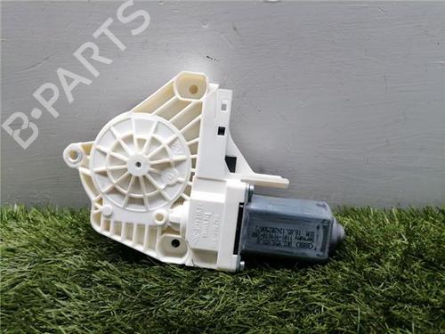 Used Left front window motor AUDI Q5 (8RB) 2.0 TDI quattro (170 hp) 31900827