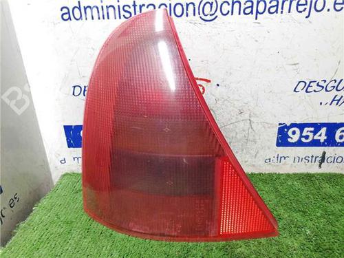 Feu arrière gauche RENAULT CLIO II (BB_, CB_) 1.9 dTi (B/CB0U) (80 hp) 31893043