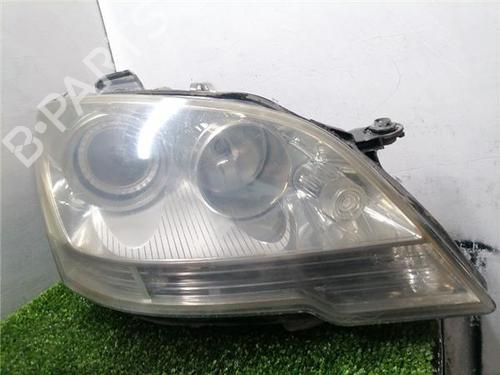 Used Right headlight Right headlight MERCEDES-BENZ M-CLASS (W164) ML 320 CDI 4-matic (164.122) (224 hp) 33132478 33132478