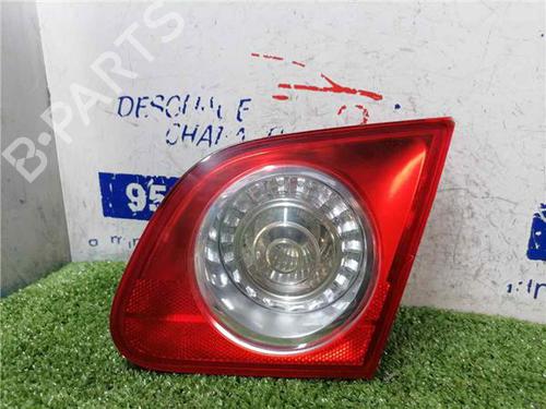 Feu arrière droit VW PASSAT B6 (3C2) 1.6 TDI (105 hp) 31893769