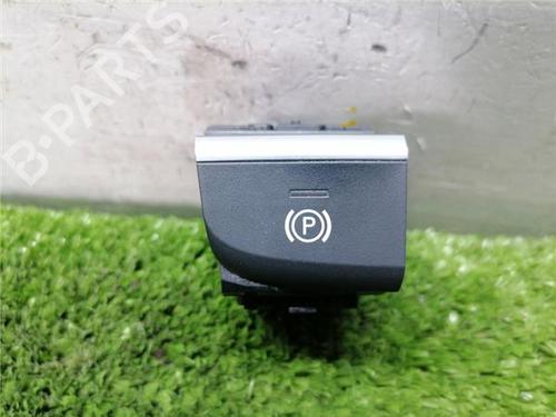 Used Switch AUDI A3 Sportback (8VA, 8VF) 1.6 TDI (115 hp) 31901254