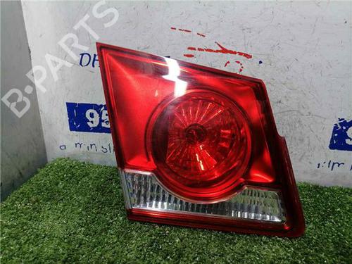 left-taillight-chevrolet-cruze-j300-2009-31893880 main image
