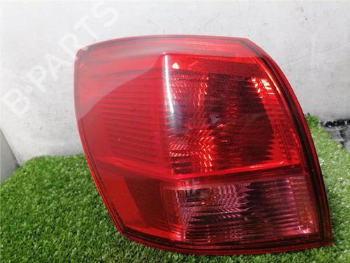 Venstre baglygte NISSAN QASHQAI I (J10, NJ10) 2.0 (141 hp) 31901873