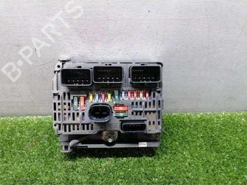 Used Fuse box Fuse box CITROËN C4 I (LC_) 1.4 16V (88 hp) 36146588 36146588