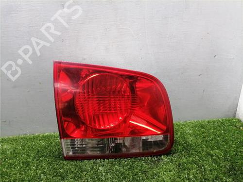 Used Left taillight VW TOUAREG (7LA, 7L6, 7L7) 2.5 R5 TDI (174 hp) 32099805