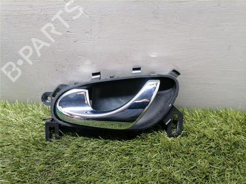 Venstre bagtil invendig håndtag NISSAN PULSAR Hatchback (C13) 1.2 DIG-T (115 hp) 31900952