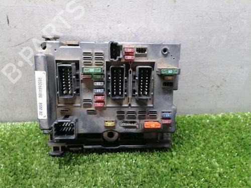Used Fuse box Fuse box PEUGEOT 307 (3A/C) 2.0 HDi 90 (90 hp) 35936171 35936171