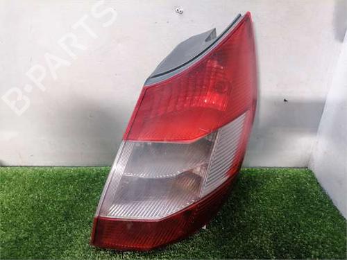 right-taillight-renault-scenic-ii-jm01_-2003-2004-2005-2006-2007-2008-2009-2010-34498108 main image