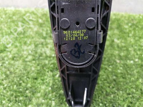 Left front window switch CITROËN C4 I (LC_) 1.4 16V | BP36146595I27 - Image 4